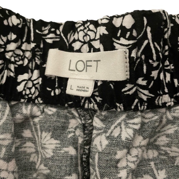 Loft Black Floral Linen Blend Mini Shorts Size Large - Picture 2 of 8